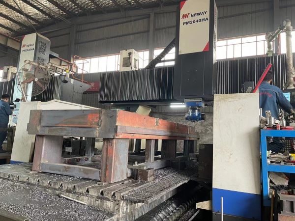 5 cnc milling center milling structure table 