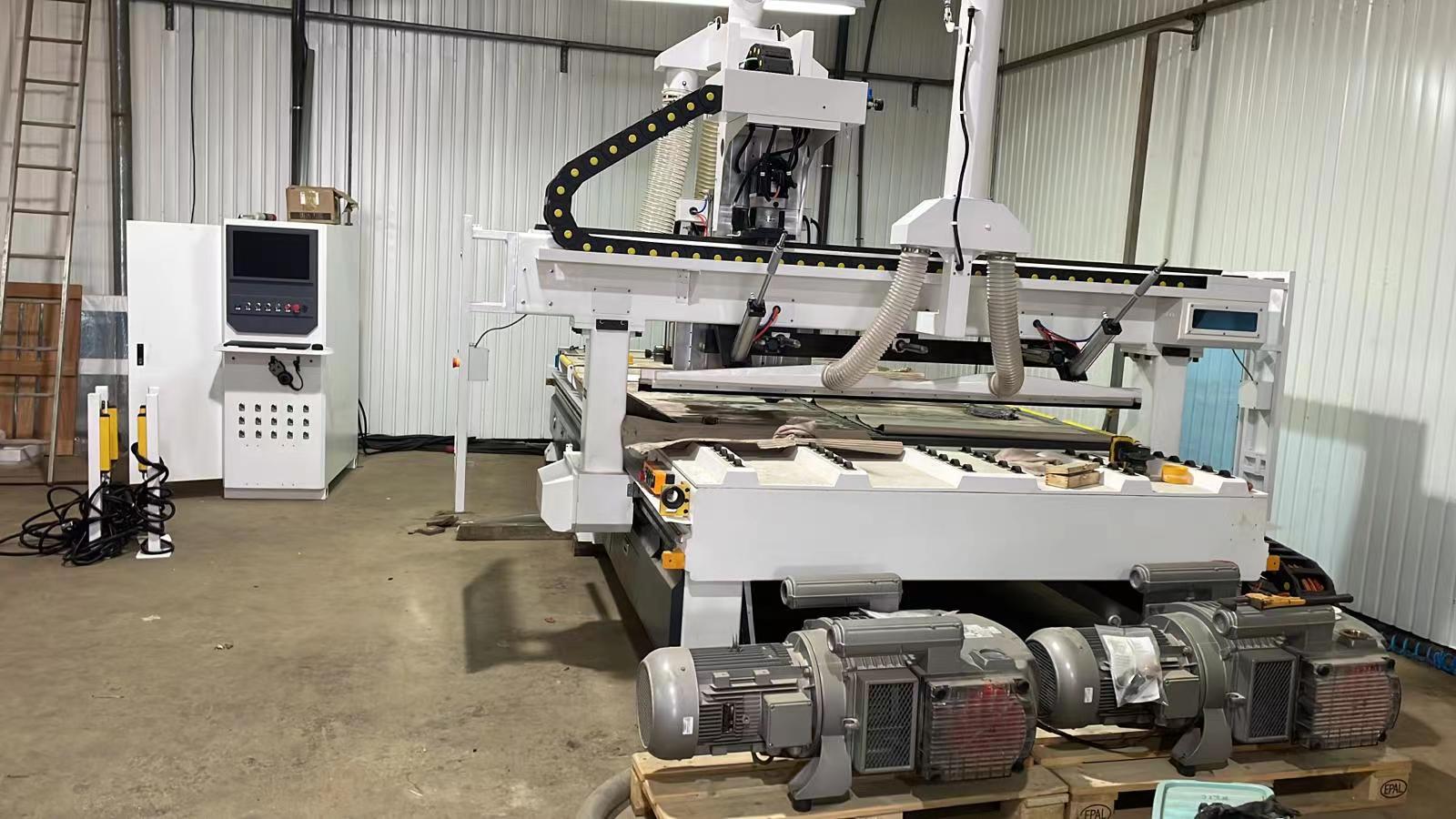 Suntec 2138 cnc router center 