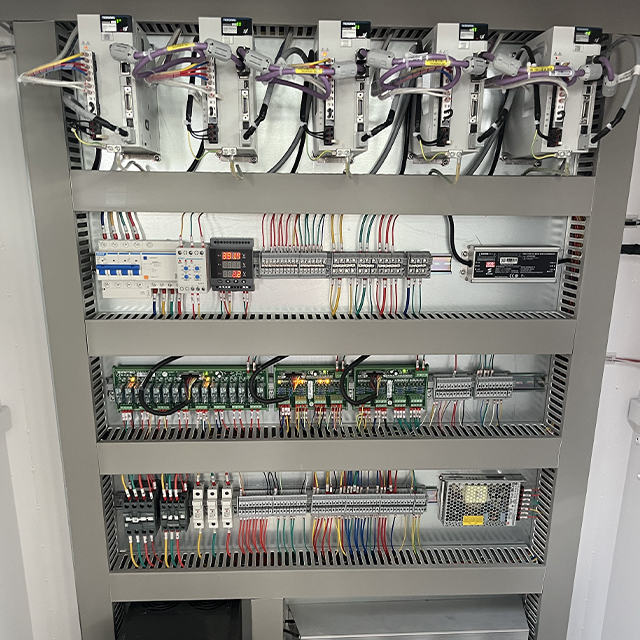 1729839785447045.jpg control box .jpg