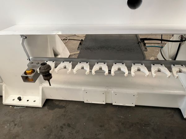 customized Hide automatic tool change 